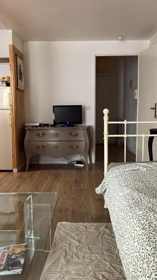 Appartement Sur Et Garage Au Stade De France A 2 Mn De Paris, 20 De Roissy Cdg Et 30 De La Defense Animaux Bienvenus サン＝ドニ エクステリア 写真